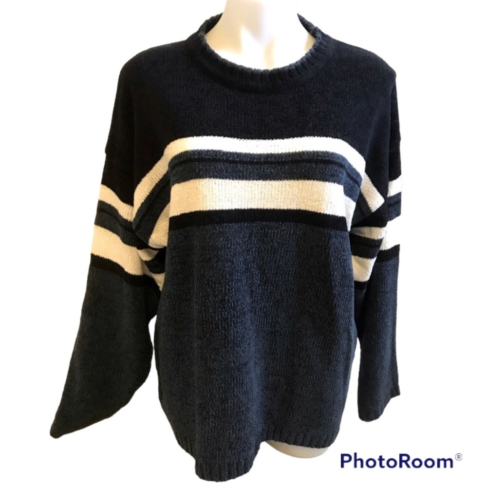 8. Men’s Natural Resources Navy Blue/Blue Long Sleeve Sweater